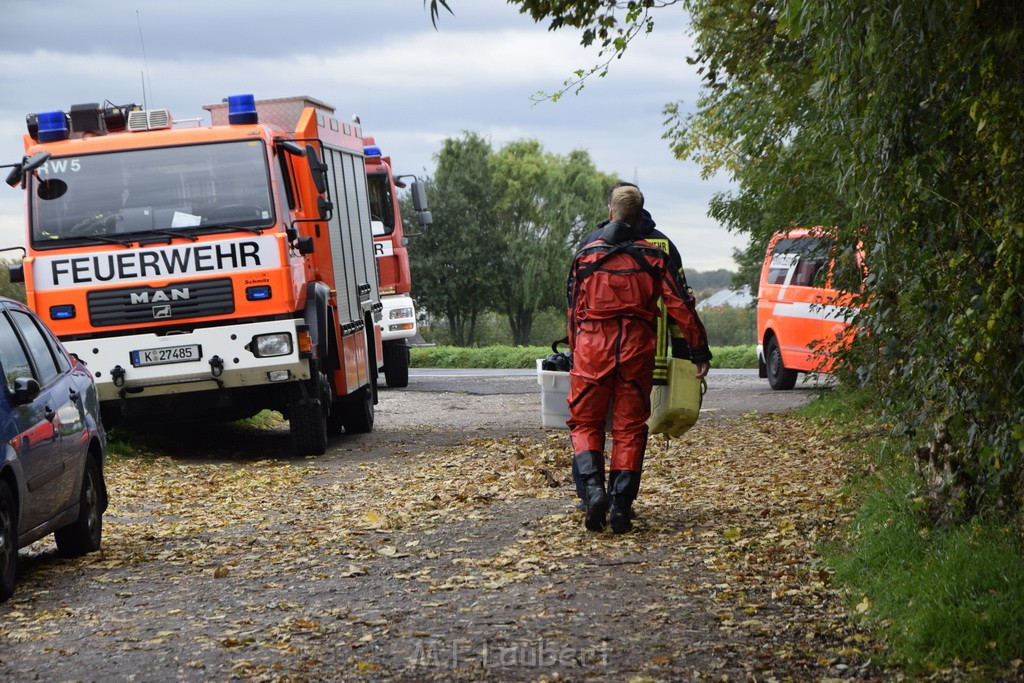 Einsatz BF Koeln PKW im See Koeln Esch P214.JPG - Miklos Laubert